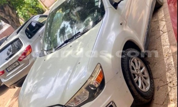 Acheter Occasion Voiture Mitsubishi RVR Blanc à Dakar, Dakar Acheter Occasion Voiture Mitsubishi RVR Blanc à Dakar, Dakar