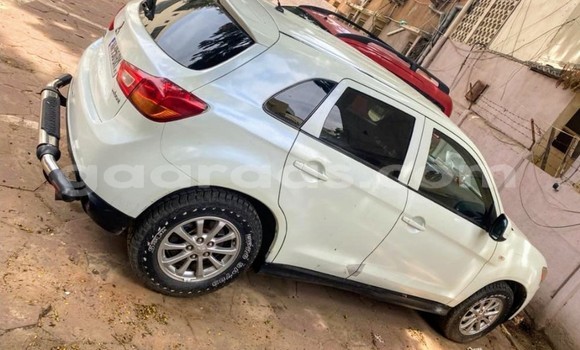 Acheter Occasion Voiture Mitsubishi RVR Blanc à Dakar, Dakar Acheter Occasion Voiture Mitsubishi RVR Blanc à Dakar, Dakar