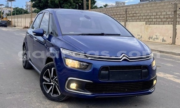 Dieundeu Occasion Citroen C4 Picasso Blue Auto in Dakar in Dakar Dieundeu Occasion Citroen C4 Picasso Blue Auto in Dakar in Dakar