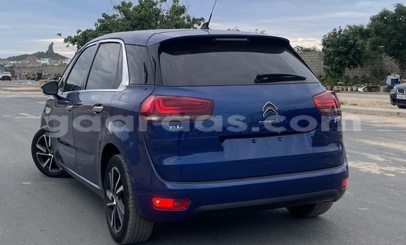 Dieundeu Occasion Citroen C4 Picasso Blue Auto in Dakar in Dakar Dieundeu Occasion Citroen C4 Picasso Blue Auto in Dakar in Dakar
