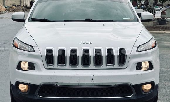 Acheter Import Voiture Jeep Cherokee Blanc à Dakar, Dakar