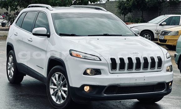 Acheter Import Voiture Jeep Cherokee Blanc à Dakar, Dakar Acheter Import Voiture Jeep Cherokee Blanc à Dakar, Dakar