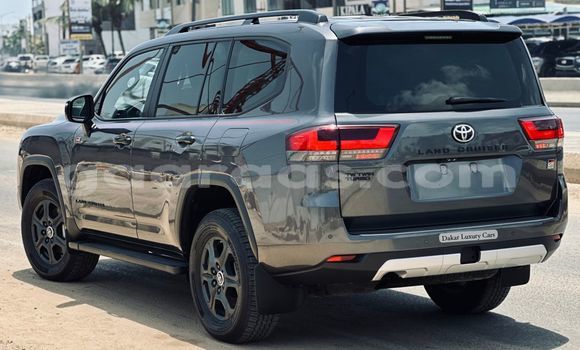 Acheter Import Voiture Toyota Land Cruiser Gris à Dakar, Dakar Acheter Import Voiture Toyota Land Cruiser Gris à Dakar, Dakar