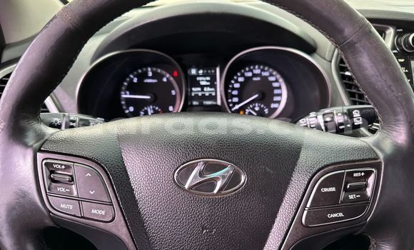 Buy Import Hyundai Santa Fe White Car in Dakar in Dakar Buy Import Hyundai Santa Fe White Car in Dakar in Dakar