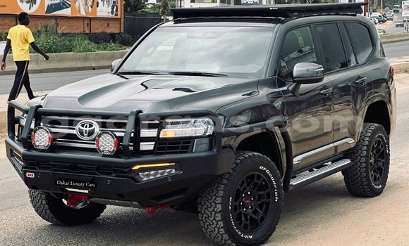 Buy Import Toyota Land Cruiser Black Car in Dakar in Dakar Buy Import Toyota Land Cruiser Black Car in Dakar in Dakar