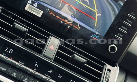 Buy Import Toyota Land Cruiser Black Car in Dakar in Dakar Buy Import Toyota Land Cruiser Black Car in Dakar in Dakar