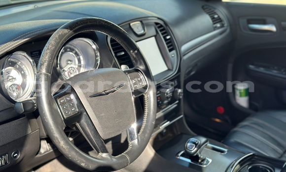 Dieundeu Imported Chrysler 300 Black Auto in Dakar in Dakar Dieundeu Imported Chrysler 300 Black Auto in Dakar in Dakar