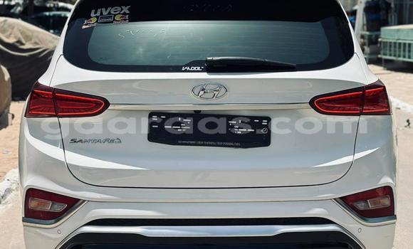 Buy Import Hyundai Santa Fe White Car in Dakar in Dakar Buy Import Hyundai Santa Fe White Car in Dakar in Dakar
