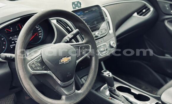 Dieundeu Imported Chevrolet Malibu Silver Auto in Dakar in Dakar Dieundeu Imported Chevrolet Malibu Silver Auto in Dakar in Dakar