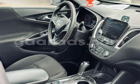 Dieundeu Imported Chevrolet Malibu Silver Auto in Dakar in Dakar Dieundeu Imported Chevrolet Malibu Silver Auto in Dakar in Dakar