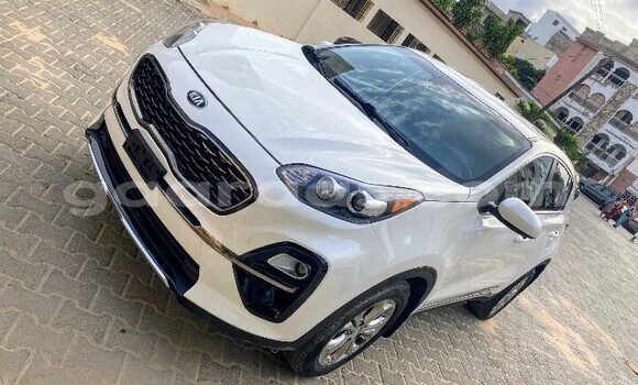 Dieundeu Occasion Kia Sportage White Auto in Dakar in Dakar Dieundeu Occasion Kia Sportage White Auto in Dakar in Dakar