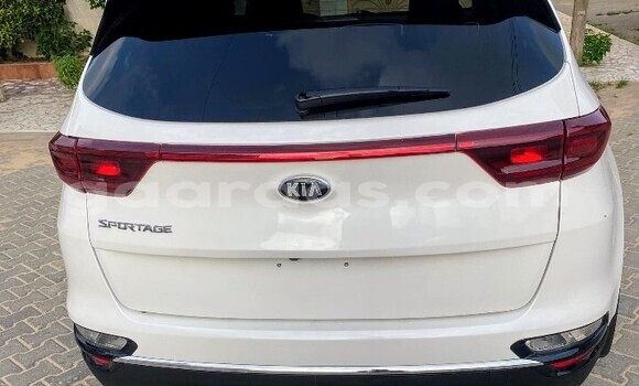 Dieundeu Occasion Kia Sportage White Auto in Dakar in Dakar Dieundeu Occasion Kia Sportage White Auto in Dakar in Dakar