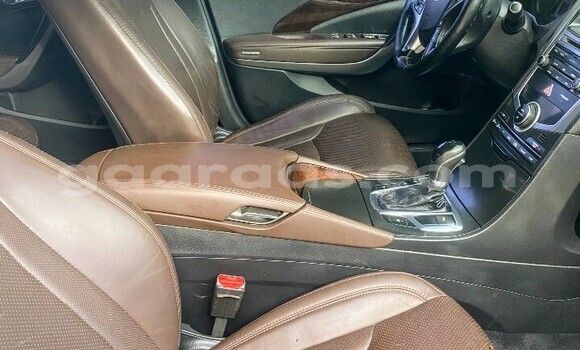 Dieundeu Occasion Hyundai Grandeur Silver Auto in Dakar in Dakar Dieundeu Occasion Hyundai Grandeur Silver Auto in Dakar in Dakar