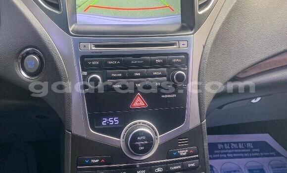 Dieundeu Occasion Hyundai Grandeur Silver Auto in Dakar in Dakar Dieundeu Occasion Hyundai Grandeur Silver Auto in Dakar in Dakar