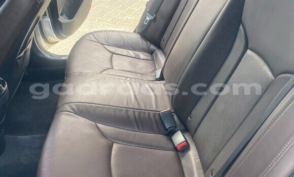 Dieundeu Occasion Hyundai Grandeur Silver Auto in Dakar in Dakar Dieundeu Occasion Hyundai Grandeur Silver Auto in Dakar in Dakar