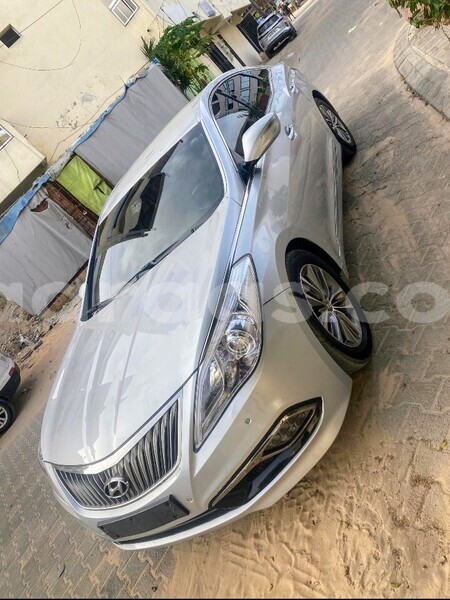 Big with watermark hyundai grandeur dakar dakar 22777