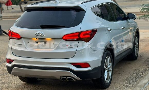 Acheter Import Voiture Hyundai Santa Fe Gris à Dakar, Dakar Acheter Import Voiture Hyundai Santa Fe Gris à Dakar, Dakar