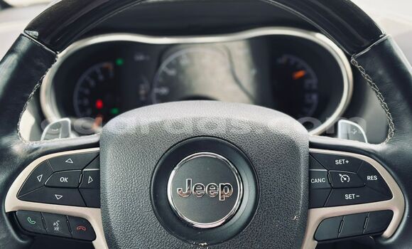 Dieundeu Imported Jeep Grand Cherokee Silver Auto in Dakar in Dakar Dieundeu Imported Jeep Grand Cherokee Silver Auto in Dakar in Dakar