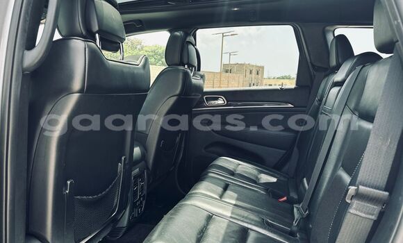 Dieundeu Imported Jeep Grand Cherokee Silver Auto in Dakar in Dakar Dieundeu Imported Jeep Grand Cherokee Silver Auto in Dakar in Dakar