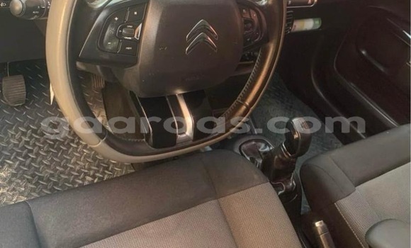 Acheter Neuf Voiture Citroen C4 Cactus Vert à Thiès, Région de Thiès Acheter Neuf Voiture Citroen C4 Cactus Vert à Thiès, Région de Thiès