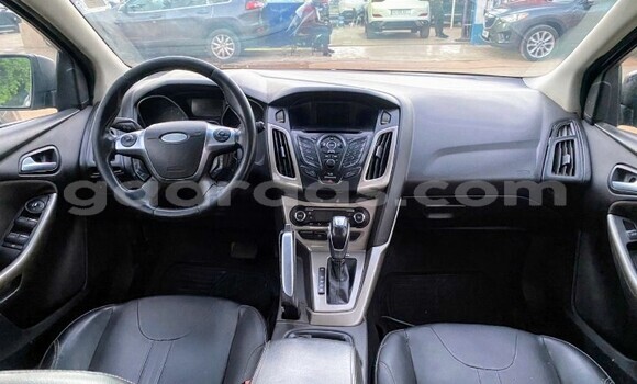 Dieundeu Occasion Ford Focus Silver Auto in Dakar in Dakar Dieundeu Occasion Ford Focus Silver Auto in Dakar in Dakar