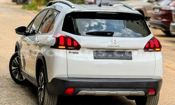 Buy Used Peugeot 2008 White Car in Dakar in Dakar Buy Used Peugeot 2008 White Car in Dakar in Dakar