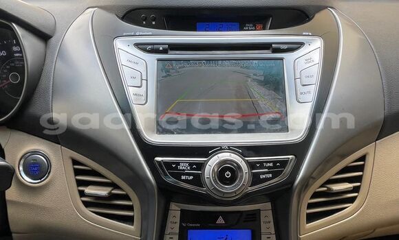 Dieundeu Occasion Hyundai Elantra Silver Auto in Dakar in Dakar Dieundeu Occasion Hyundai Elantra Silver Auto in Dakar in Dakar