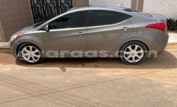 Dieundeu Occasion Hyundai Elantra Silver Auto in Dakar in Dakar Dieundeu Occasion Hyundai Elantra Silver Auto in Dakar in Dakar