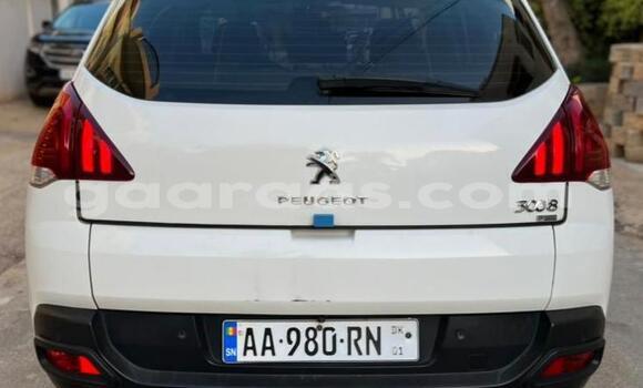 Buy Used Peugeot 3008 White Car in Dakar in Dakar Buy Used Peugeot 3008 White Car in Dakar in Dakar