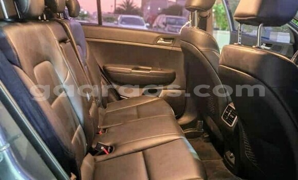 Buy Used Kia Sportage Other Car in Dakar in Dakar Buy Used Kia Sportage Other Car in Dakar in Dakar