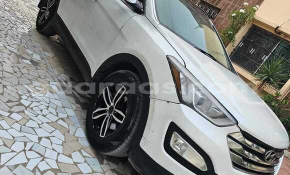 Acheter Occasion Voiture Hyundai Santa Fe Blanc à Dakar, Dakar Acheter Occasion Voiture Hyundai Santa Fe Blanc à Dakar, Dakar