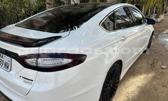 Acheter Occasion Voiture Hyundai Santa Fe Blanc à Dakar, Dakar Acheter Occasion Voiture Hyundai Santa Fe Blanc à Dakar, Dakar