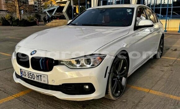 Acheter Occasion Voiture BMW 3–Series Blanc à Dakar, Dakar Acheter Occasion Voiture BMW 3–Series Blanc à Dakar, Dakar
