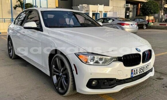 Acheter Occasion Voiture BMW 3–Series Blanc à Dakar, Dakar Acheter Occasion Voiture BMW 3–Series Blanc à Dakar, Dakar