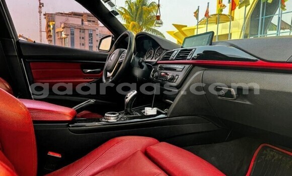 Acheter Occasion Voiture BMW 3–Series Blanc à Dakar, Dakar Acheter Occasion Voiture BMW 3–Series Blanc à Dakar, Dakar