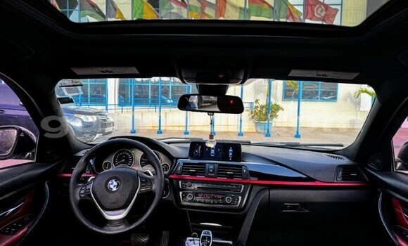 Acheter Occasion Voiture BMW 3–Series Blanc à Dakar, Dakar Acheter Occasion Voiture BMW 3–Series Blanc à Dakar, Dakar