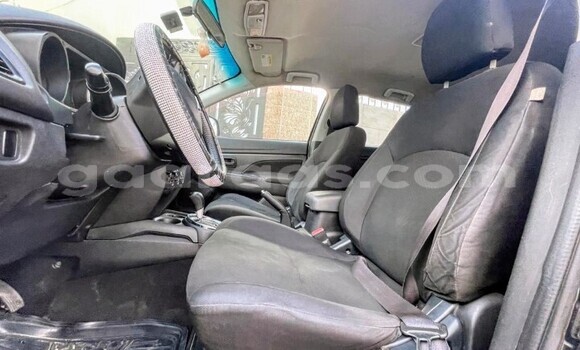 Buy Used Mitsubishi Outlander Other Car in Dakar in Dakar Buy Used Mitsubishi Outlander Other Car in Dakar in Dakar