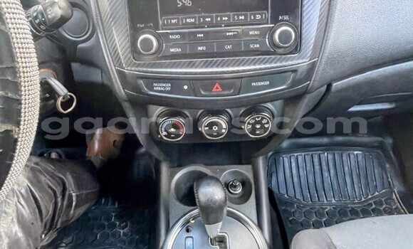 Buy Used Mitsubishi Outlander Other Car in Dakar in Dakar Buy Used Mitsubishi Outlander Other Car in Dakar in Dakar