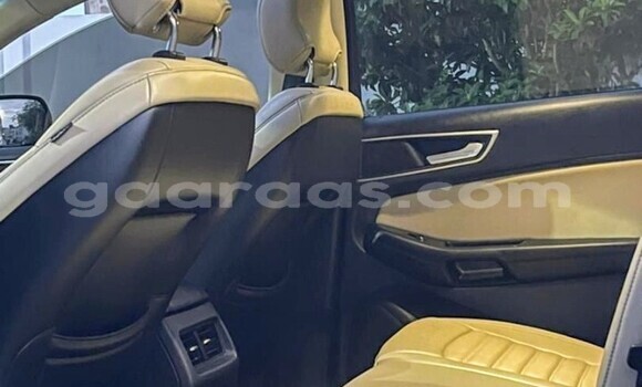 Acheter Occasion Voiture Ford Edge Blanc à Dakar, Dakar Acheter Occasion Voiture Ford Edge Blanc à Dakar, Dakar