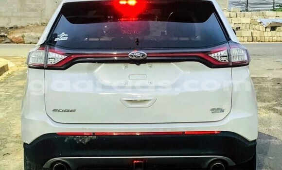 Acheter Occasion Voiture Ford Edge Blanc à Dakar, Dakar Acheter Occasion Voiture Ford Edge Blanc à Dakar, Dakar