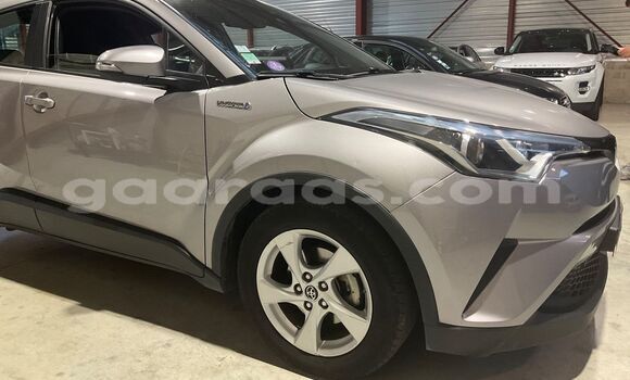 Dieundeu Occasion Toyota C-HR Silver Auto in Dakar in Dakar