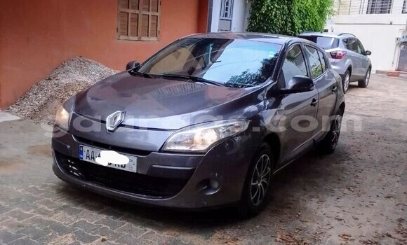 Dieundeu Occasion Renault Clio Silver Auto in Dakar in Dakar Dieundeu Occasion Renault Clio Silver Auto in Dakar in Dakar