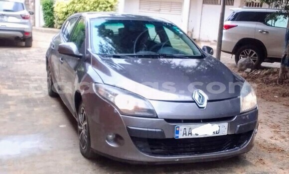 Dieundeu Occasion Renault Clio Silver Auto in Dakar in Dakar Dieundeu Occasion Renault Clio Silver Auto in Dakar in Dakar