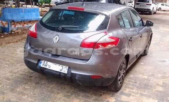 Dieundeu Occasion Renault Clio Silver Auto in Dakar in Dakar Dieundeu Occasion Renault Clio Silver Auto in Dakar in Dakar