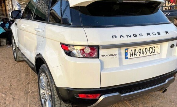 Buy Used Land Rover Range Rover Evoque White Car in Dakar in Dakar Buy Used Land Rover Range Rover Evoque White Car in Dakar in Dakar