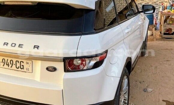 Buy Used Land Rover Range Rover Evoque White Car in Dakar in Dakar Buy Used Land Rover Range Rover Evoque White Car in Dakar in Dakar