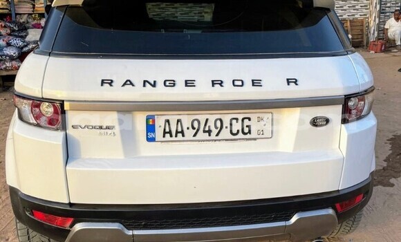 Buy Used Land Rover Range Rover Evoque White Car in Dakar in Dakar Buy Used Land Rover Range Rover Evoque White Car in Dakar in Dakar