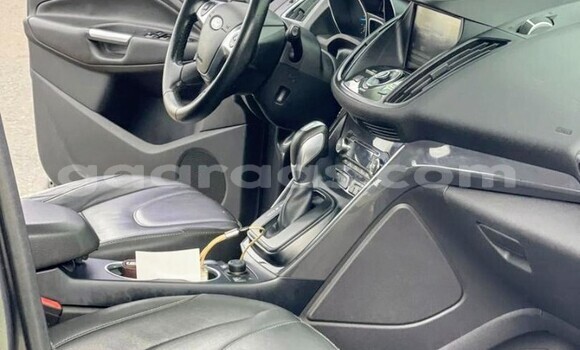 Acheter Occasion Voiture Ford Kuga Gris à Dakar, Dakar Acheter Occasion Voiture Ford Kuga Gris à Dakar, Dakar