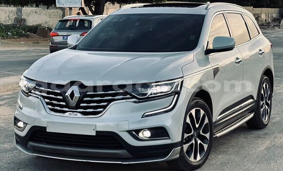 Buy Import Renault Koleos White Car in Dakar in Dakar Buy Import Renault Koleos White Car in Dakar in Dakar