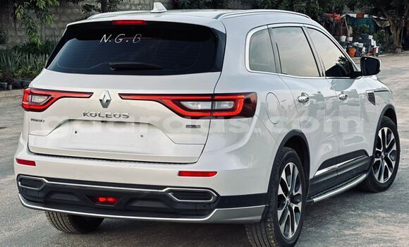 Buy Import Renault Koleos White Car in Dakar in Dakar Buy Import Renault Koleos White Car in Dakar in Dakar